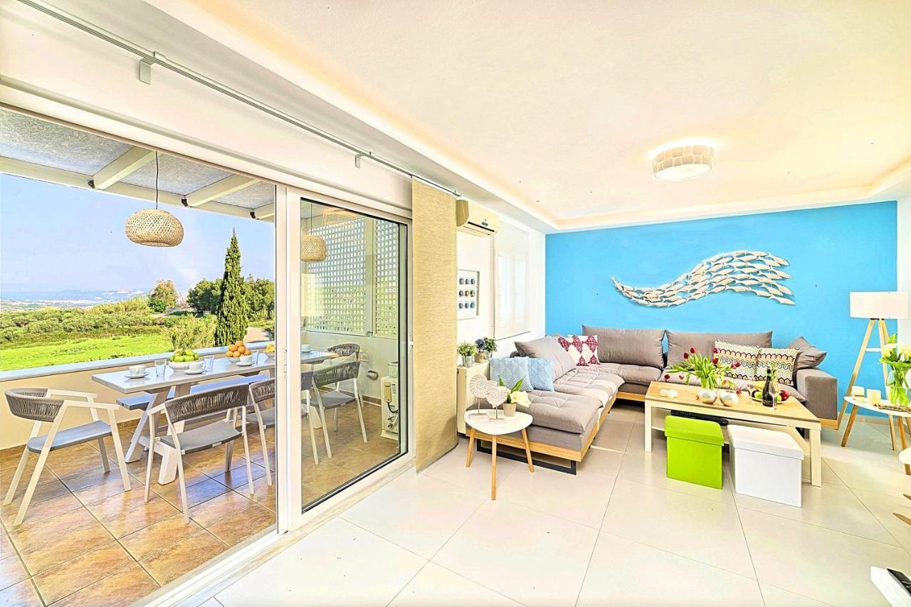 Вилла Cretan Mansion With Heated Swimming Pool Георгиуполис