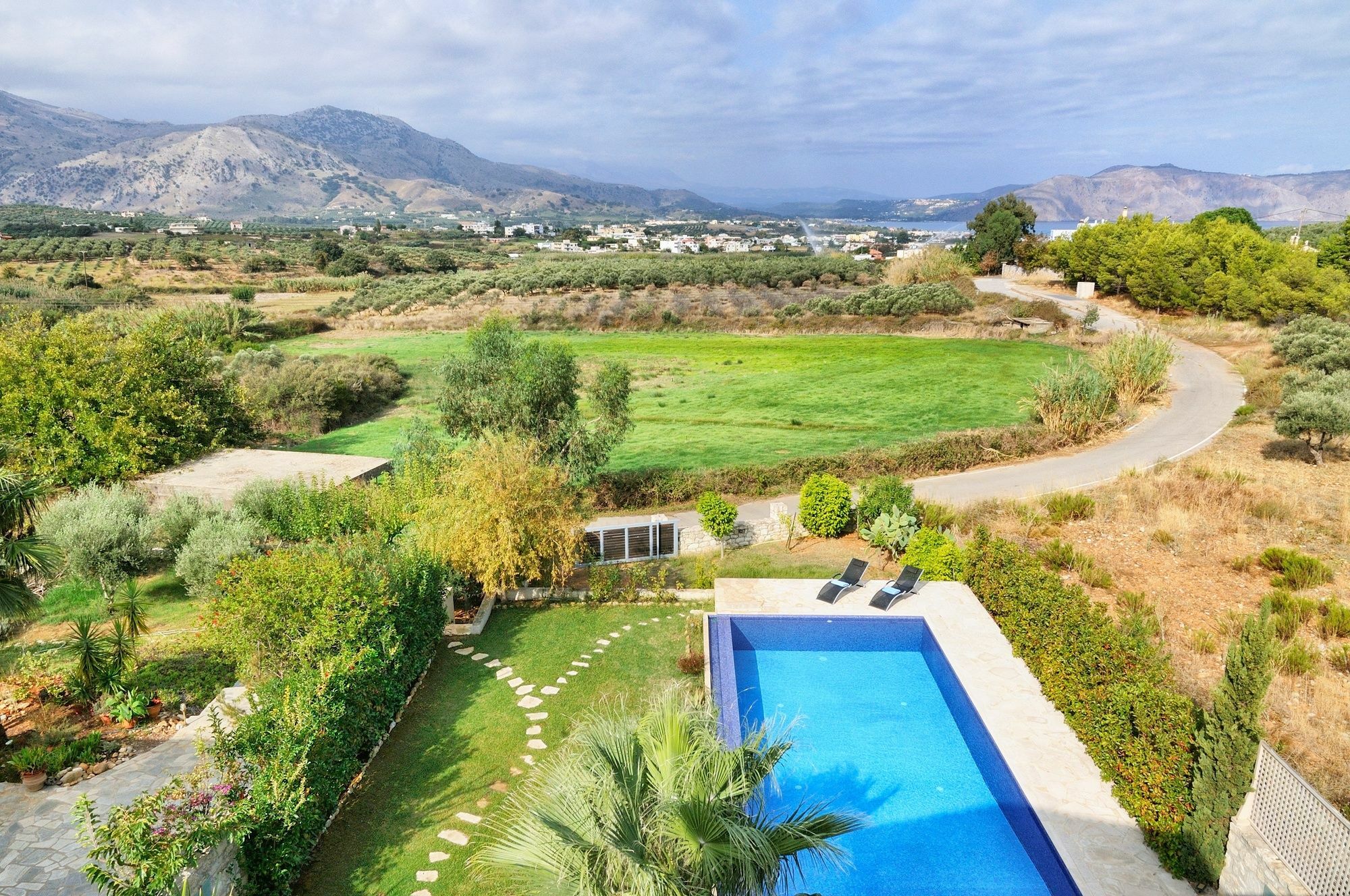 Cretan Mansion With Heated Swimming Pool *